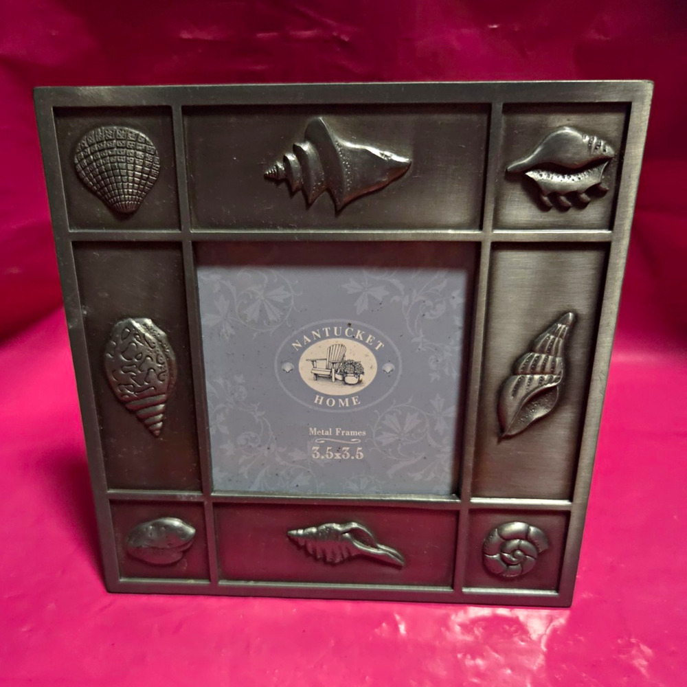 Nantucket Home Nautical Seashell Design Metal Photo Frame Silver/Gray